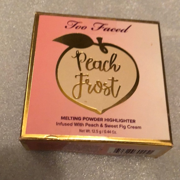 💗 Too Faced Peach Frost Illuminator - Picture 6 of 8